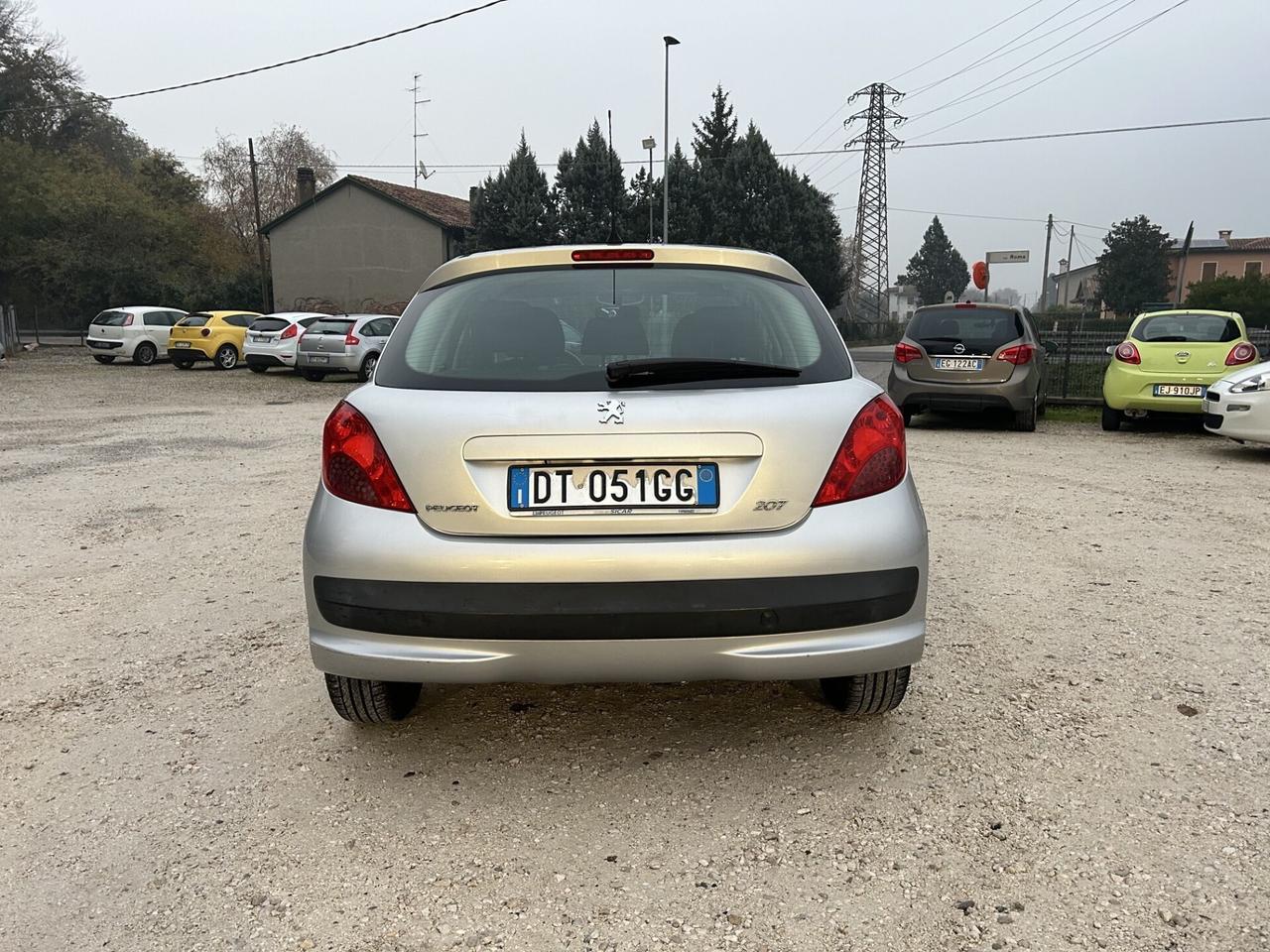 PEUGEOT 207 1.4 75CV OK NEOPATENTATI
