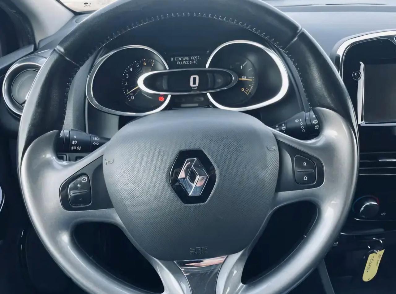 Renault Clio 1.2 75CV 5 porte Live