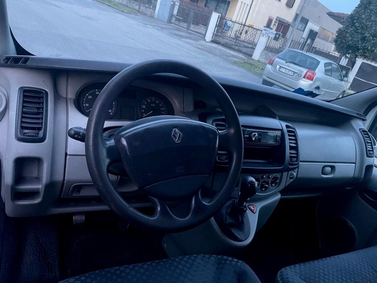 Renault Trafic T27 2.0 dCi/115 PC-TN Furgone Ice