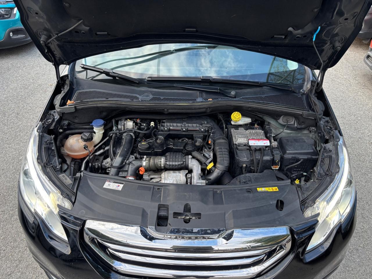 Peugeot 2008 1.6 hdi OK NEOPATENTATI