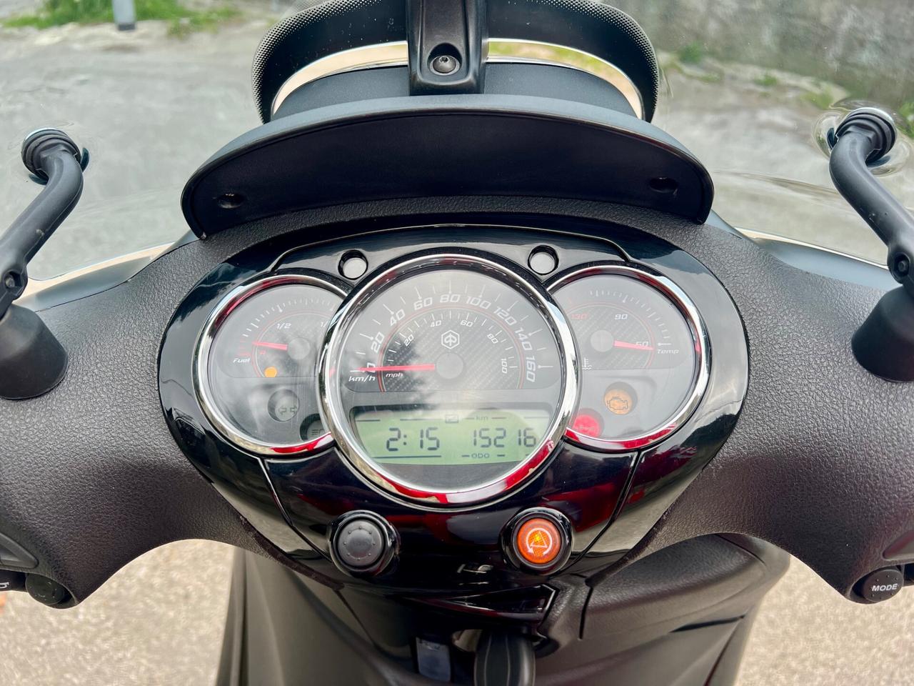 Piaggio Beverly 350 Police Acc.Permute