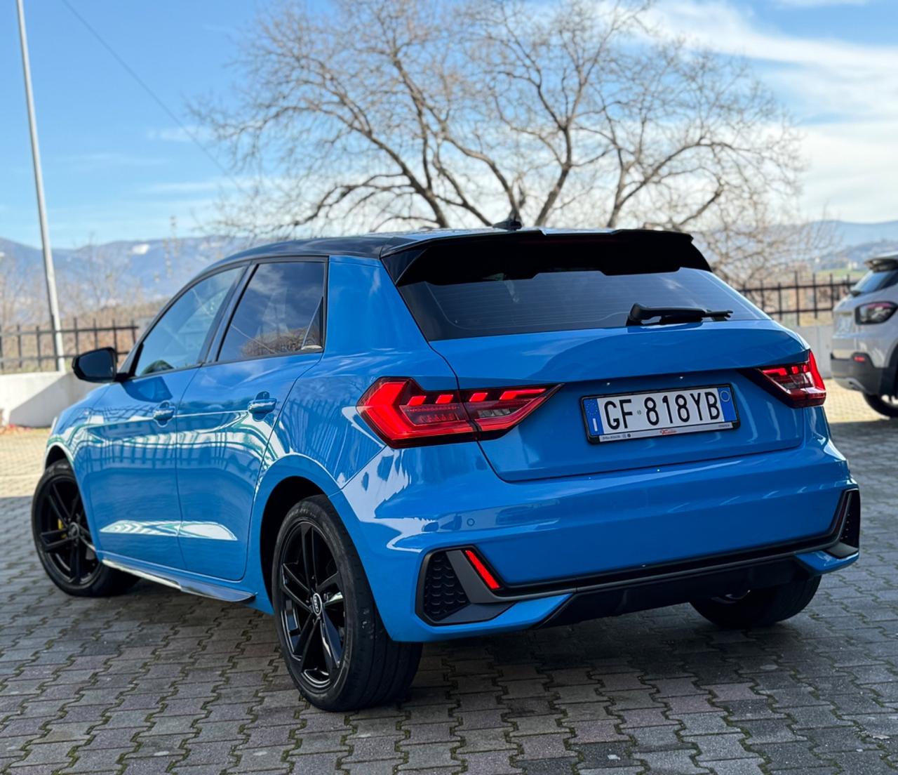 Audi A1 SPB 30 TFSI S tronic S line automatic