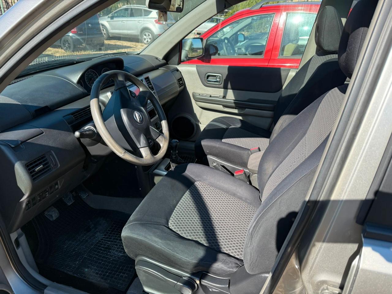 Nissan X-Trail 2.2 dCi Elegance