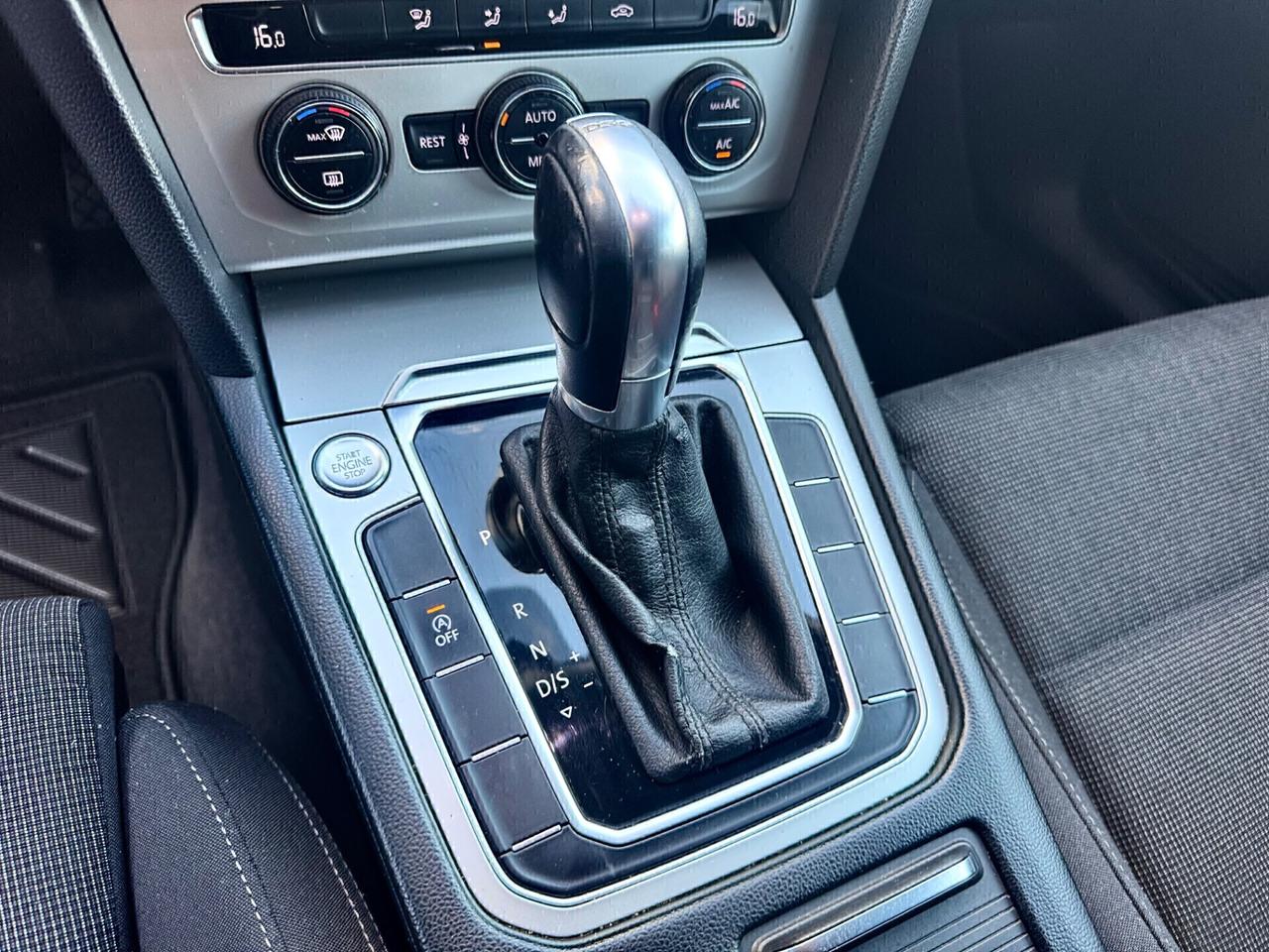 Volkswagen Passat Variant 2.0 TDI DSG Executive 150cv 2015