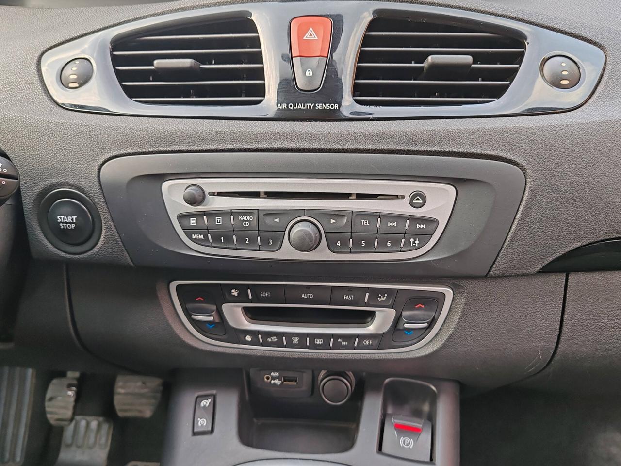 Renault Scenic Scénic X-Mod 1.5 dCi 110CV