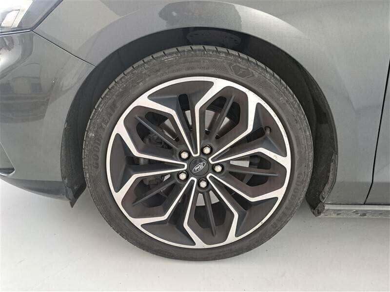 Ford Focus ST Line SW