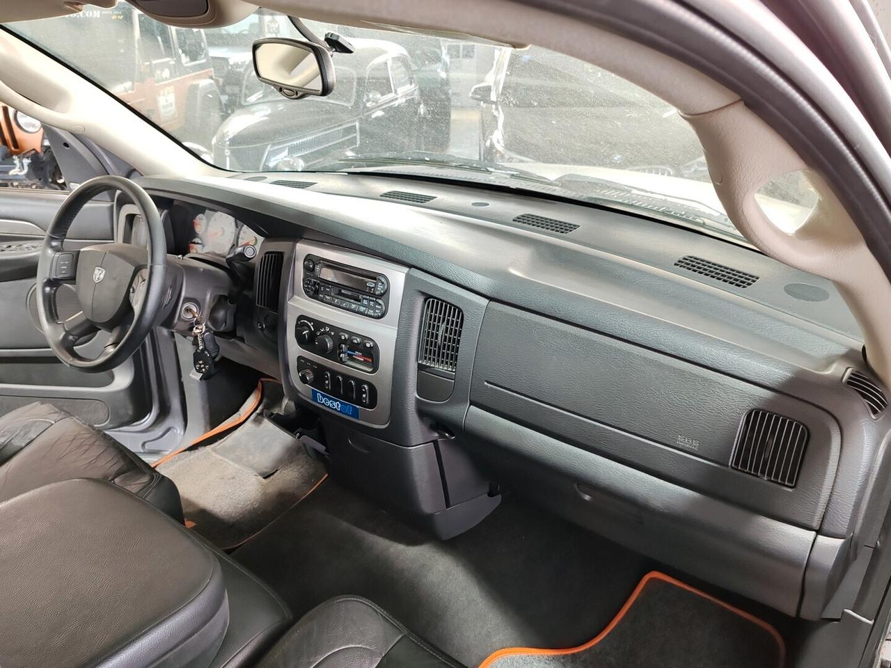 Dodge RAM 1500 Laramie