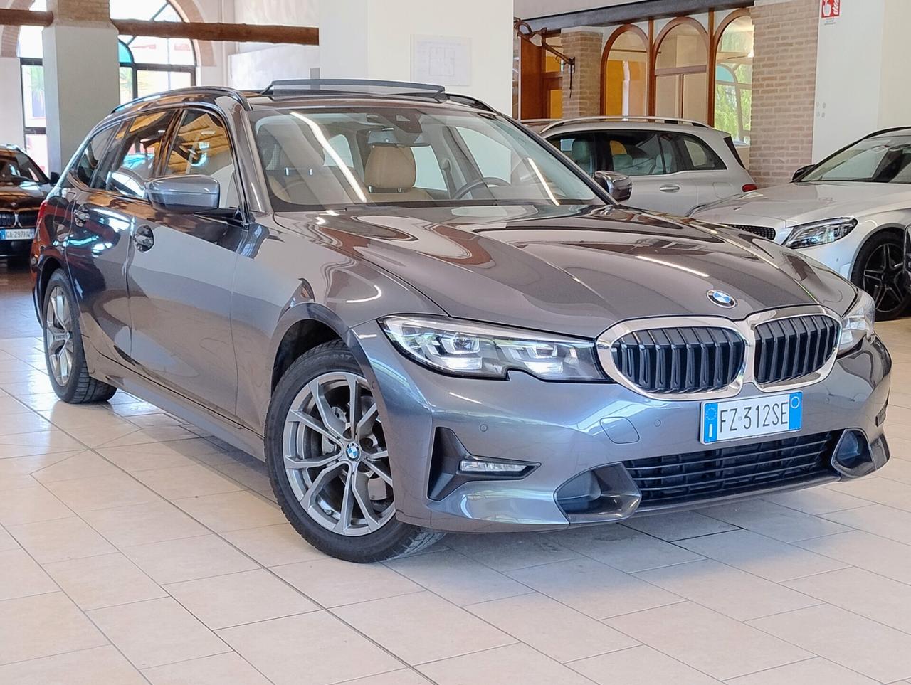 BMW 320d TOURING SPORT AUTO - TETTO PACK LUCI LIVE COCKPIT