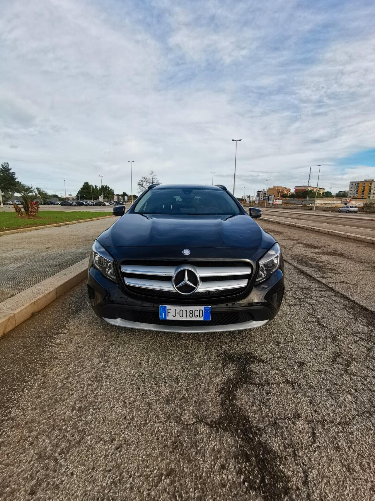 Mercedes-benz GLA 180 d Aut. Premium 2017