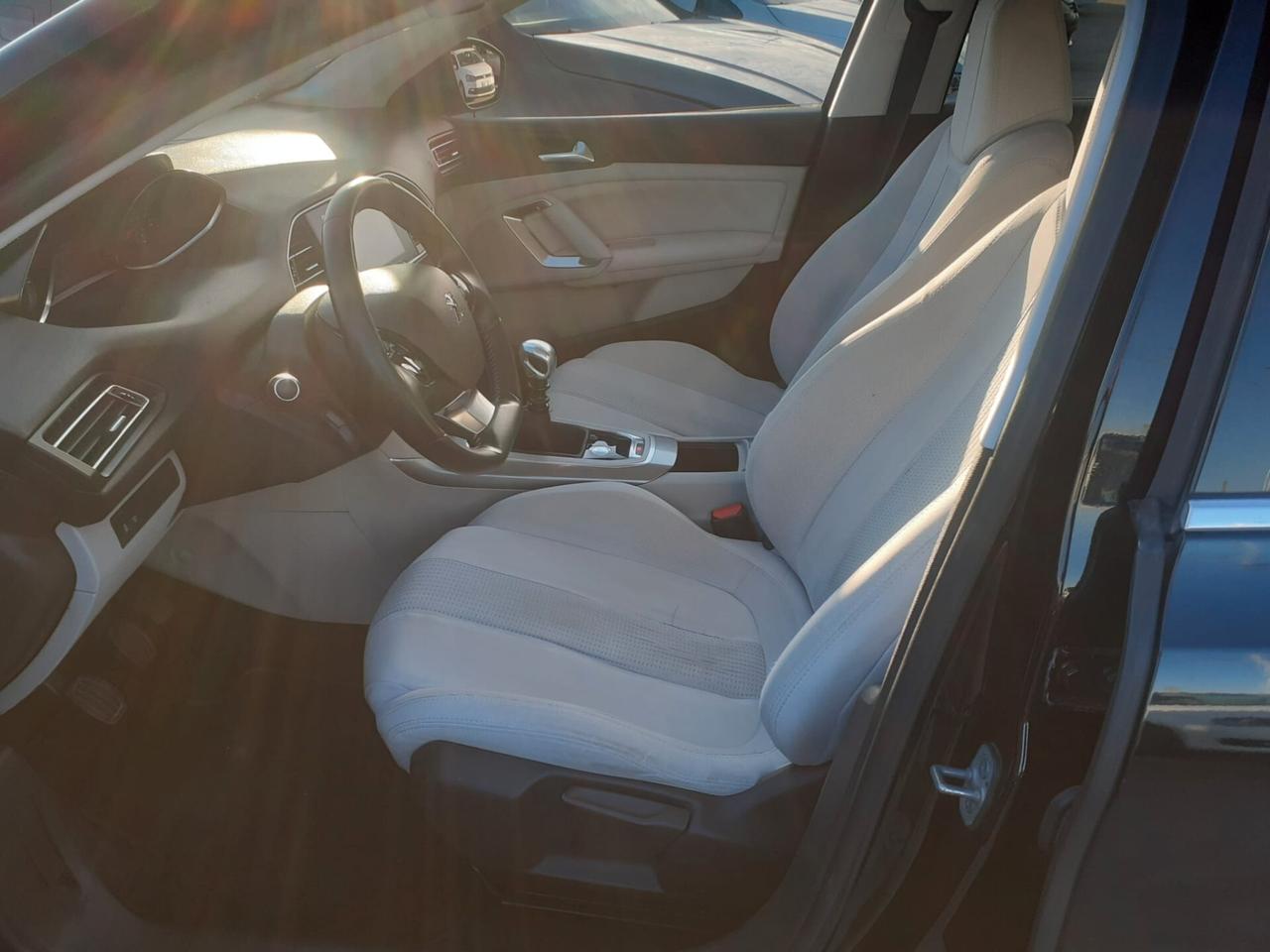 Peugeot 308 1.6 e-HDi 115 CV GT Line - 2014