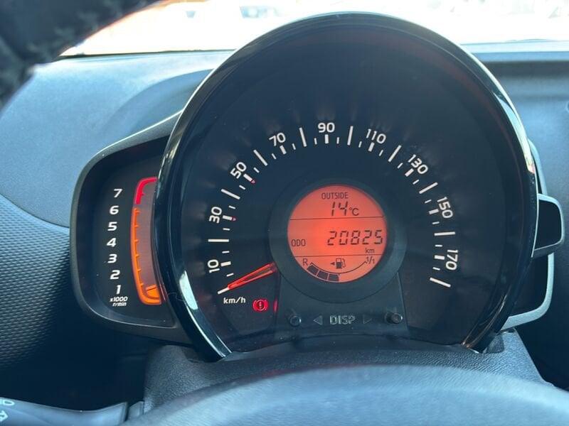 Citroën C1 1.0 VTi72 S&S Shine