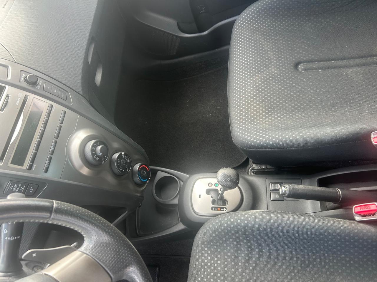 Toyota Yaris 1.3 5 porte