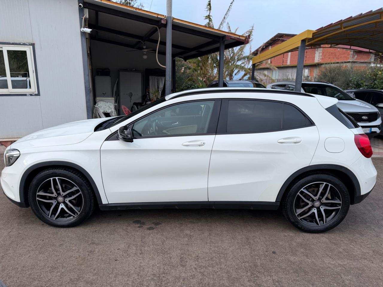 Mercedes-benz GLA 220d 4Matic Motore Nuovo Km Certificati
