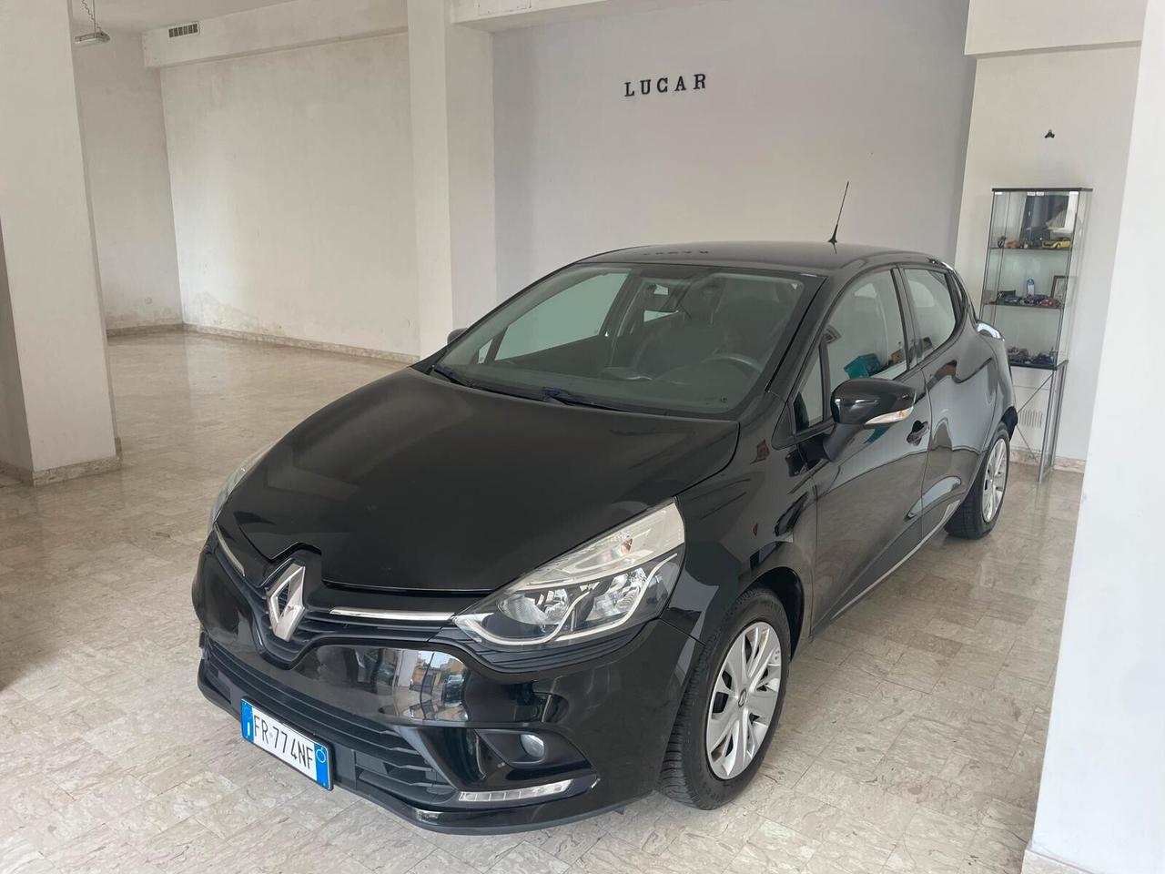 RENAULT CLIO 1.2 12V 90.000 KM "COME NUOVA"