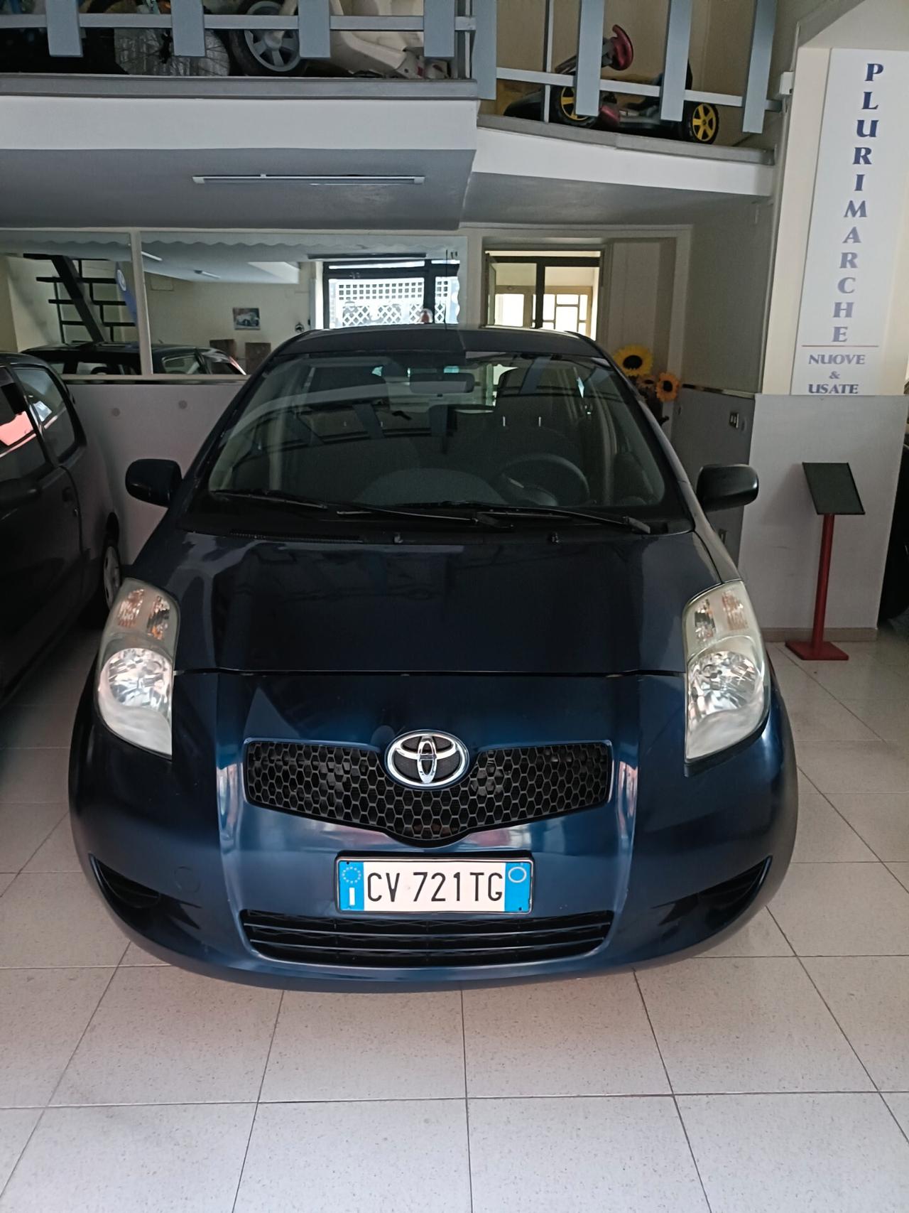 Toyota Yaris 1.0 Benzina