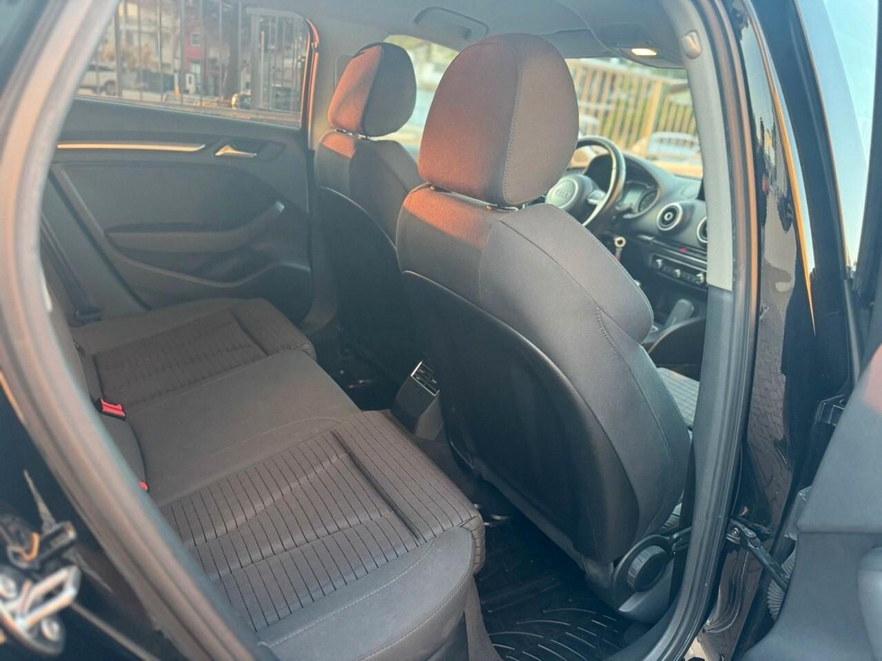 Audi A3 SPB 1.6 TDI 110 cv, S LINE, FULL