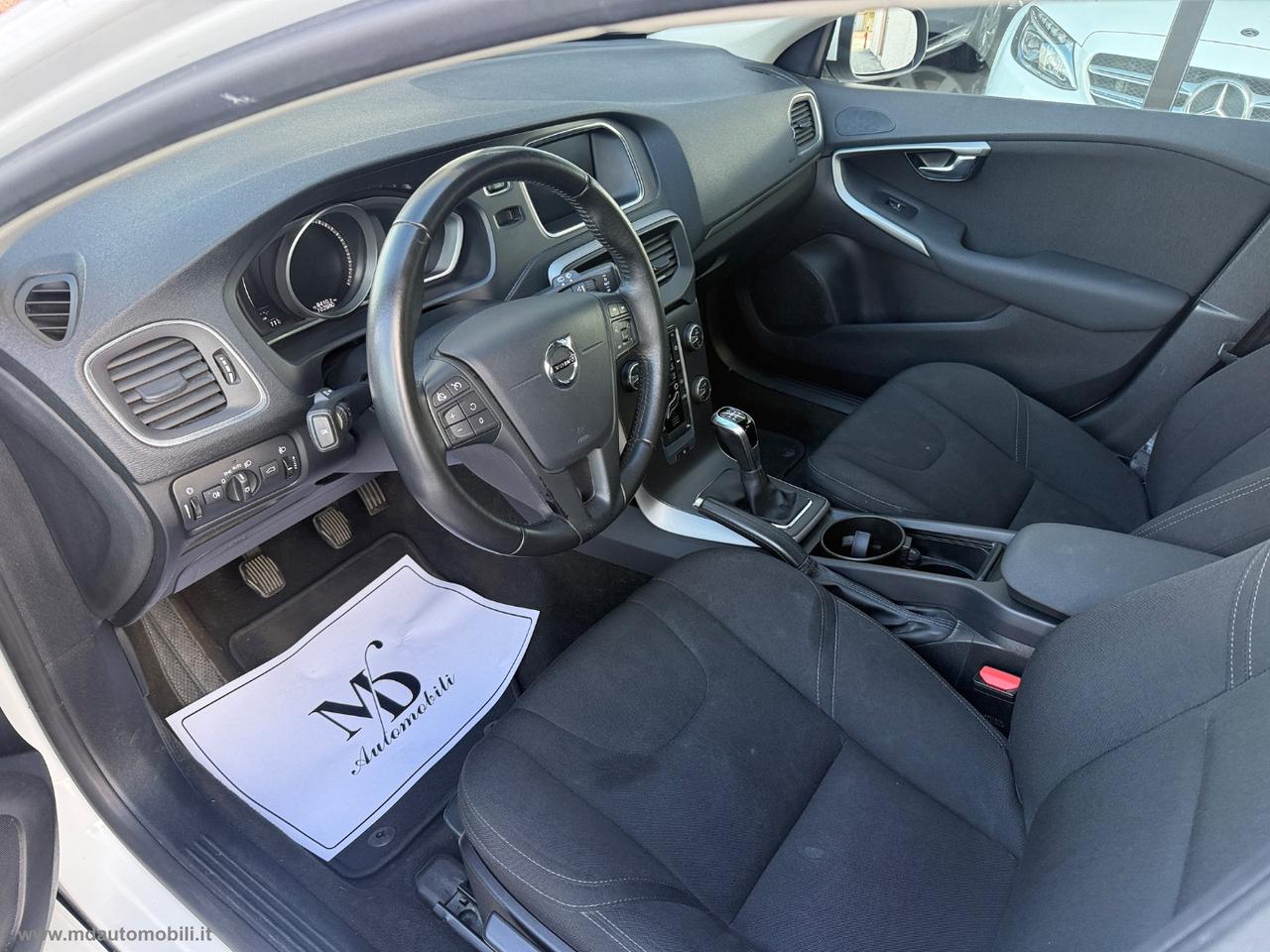 VOLVO V40 T2 Business Plus SOLO KM.98000