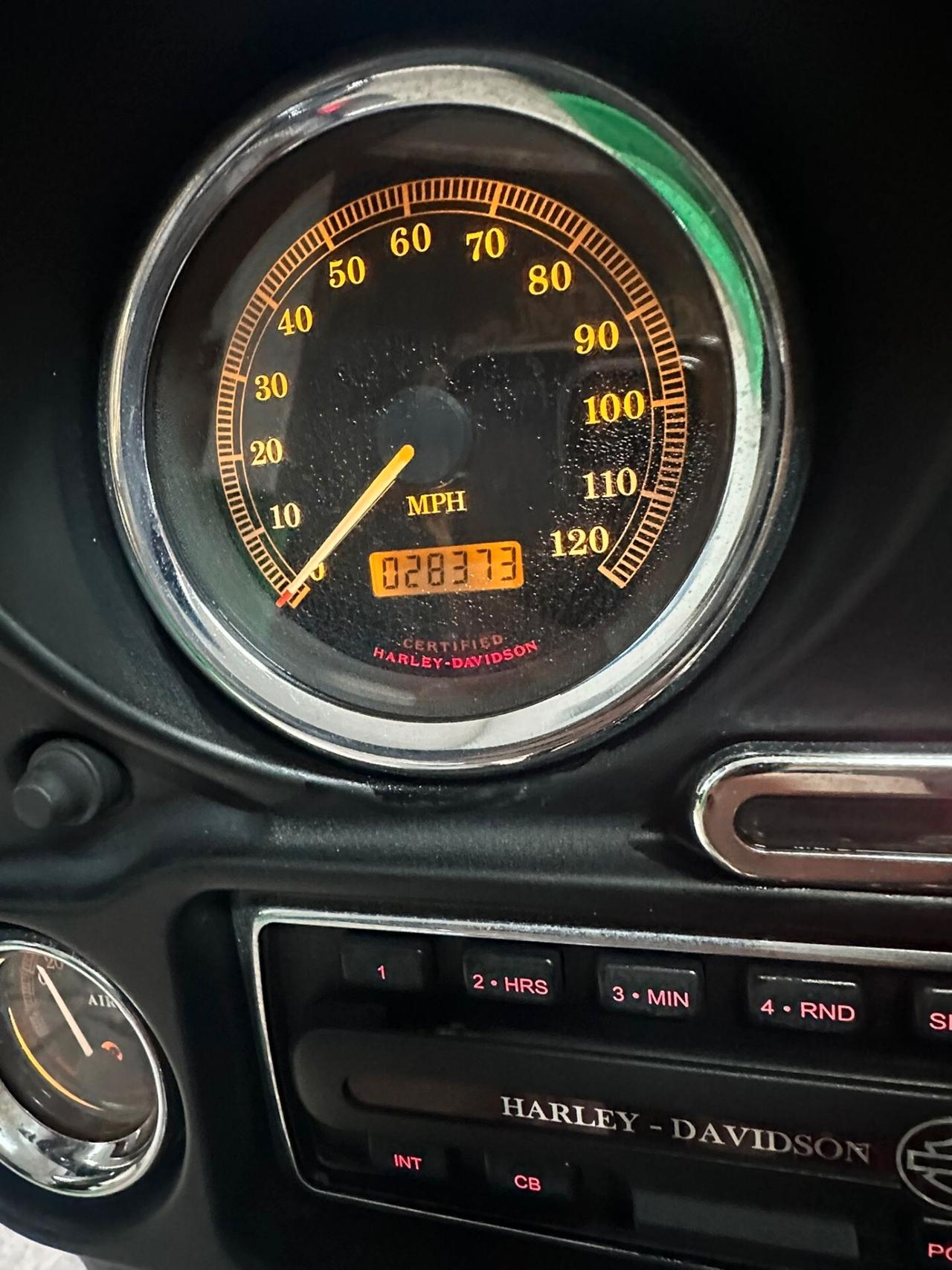 Harley-davidson FLHTCUI Ultra Classic Electra Glide 2003