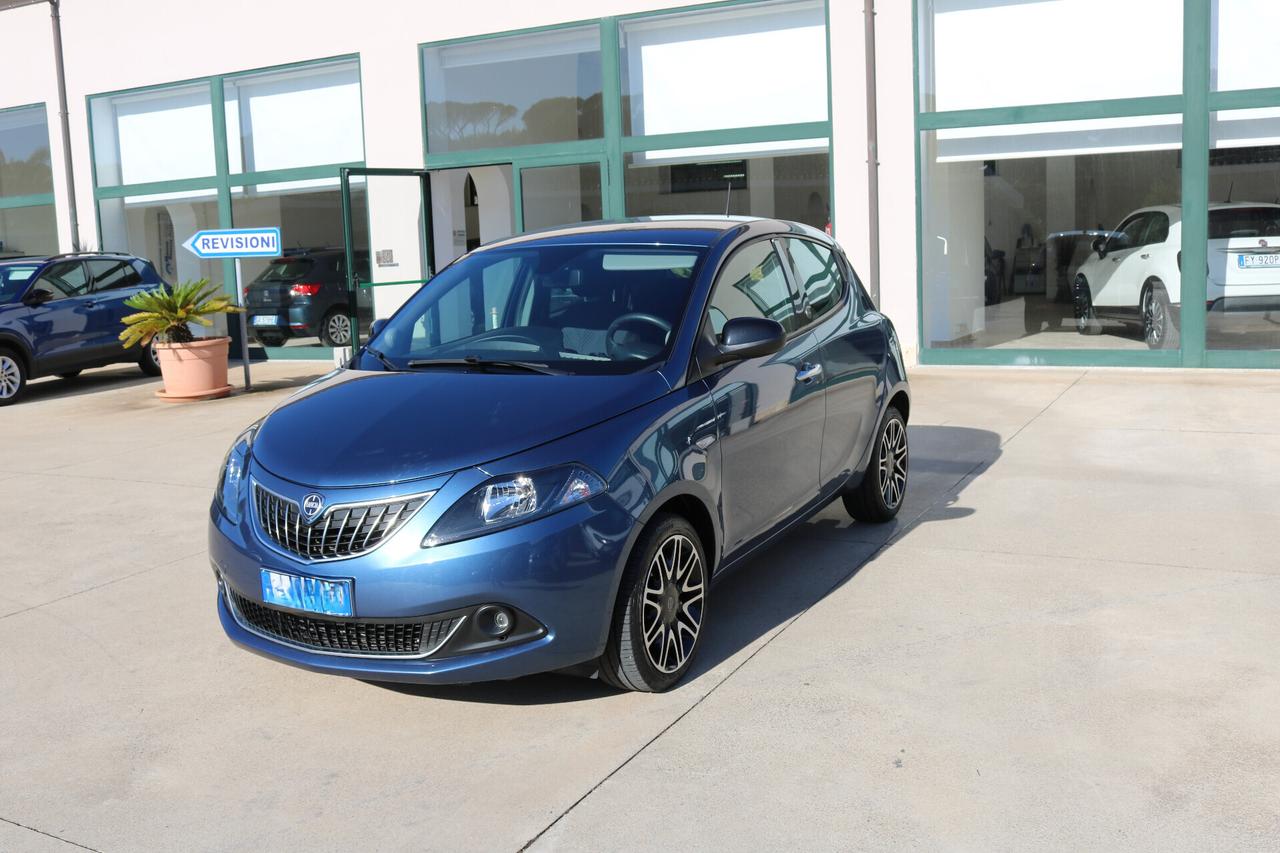 Lancia Ypsilon 1.0 FireFly 5 porte S&S Hybrid Gold Plus