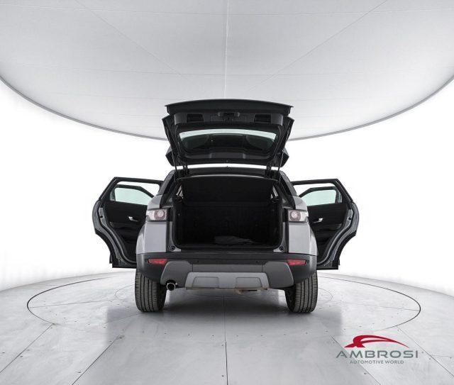 LAND ROVER Range Rover Evoque 2.2 TD4 5p. Pure Tech Pack Launch Edition