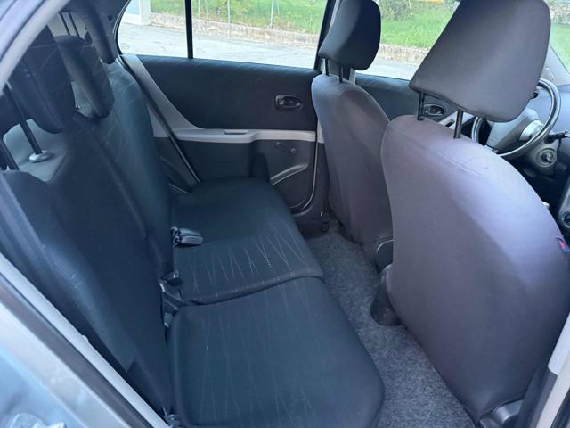 TOYOTA Yaris 108,985km 1.3 5p Sol senza nessun lavoro da fare