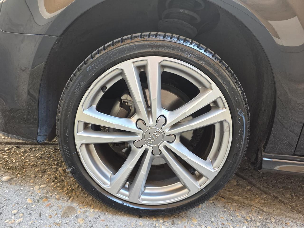 Audi A3 35 TFSI S tronic- allestimento S line esterno