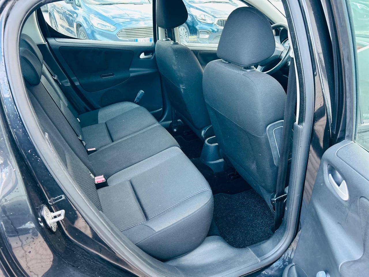 Peugeot 207 1.4 HDi 70CV FAP 5p. XS