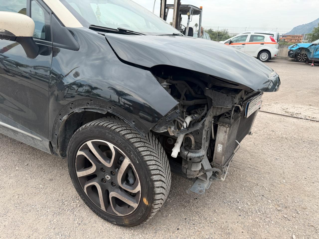 RENAULT CAPTUR 2016 1.5 DIESEL AUTOM 90 CV *MARCIANTE