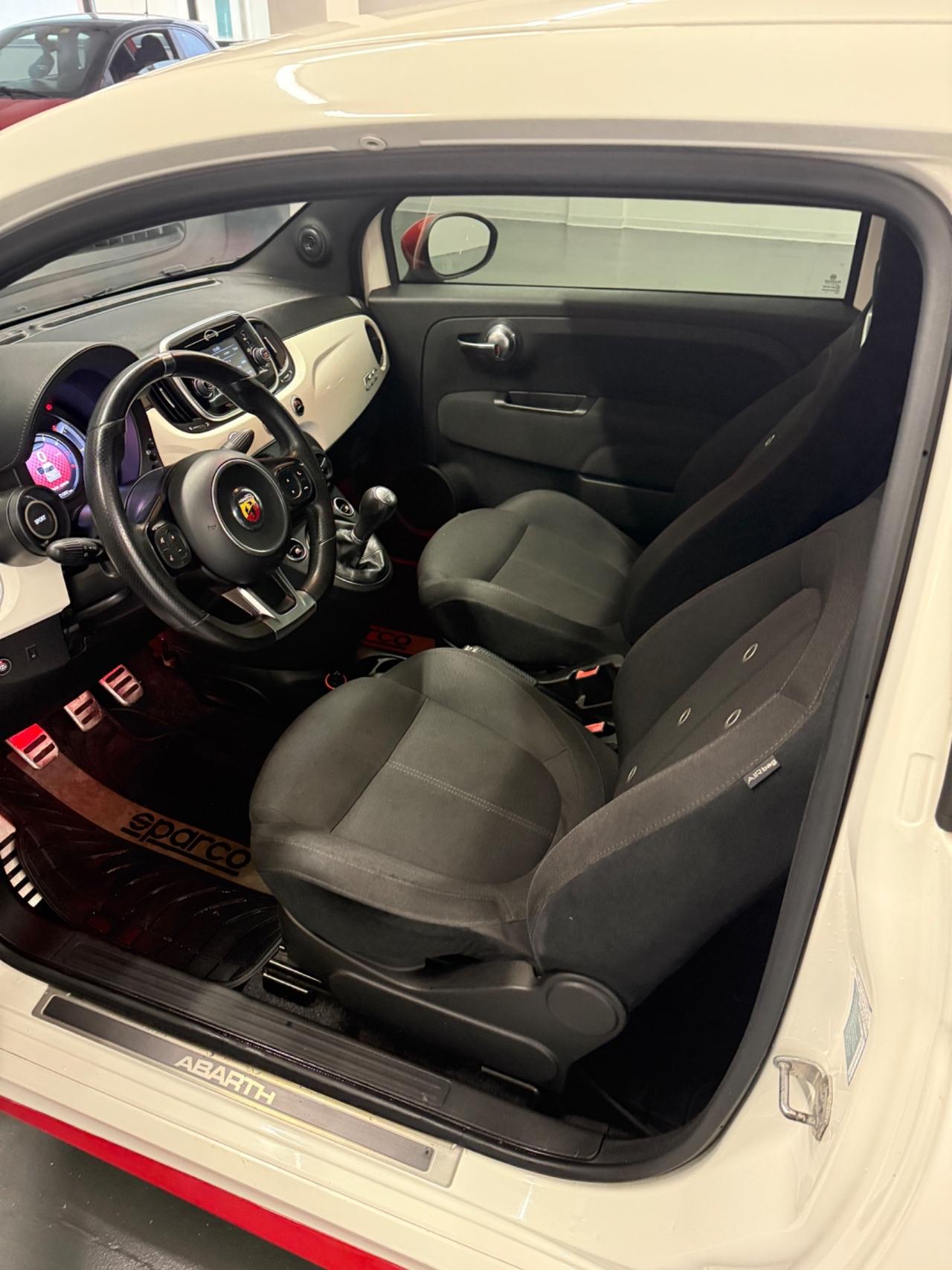 Abarth 595 1.4 Turbo T-Jet 145 CV