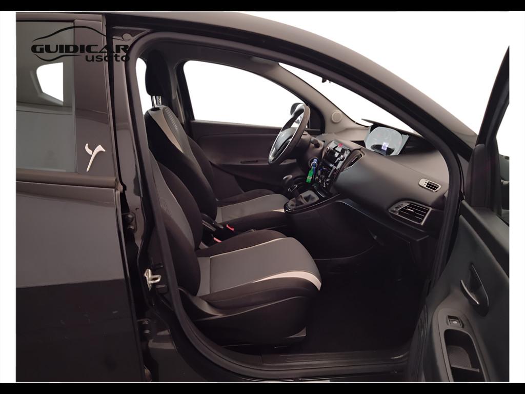 LANCIA Ypsilon III 2011 - Ypsilon 0.9 t.air Silver ecochic metano 8