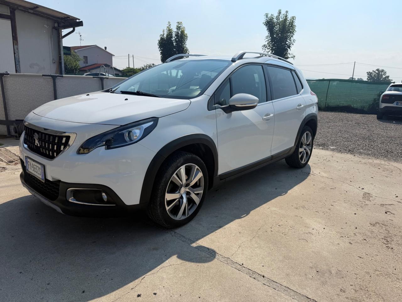 Peugeot 2008 PureTech Turbo 110 S&S Allure
