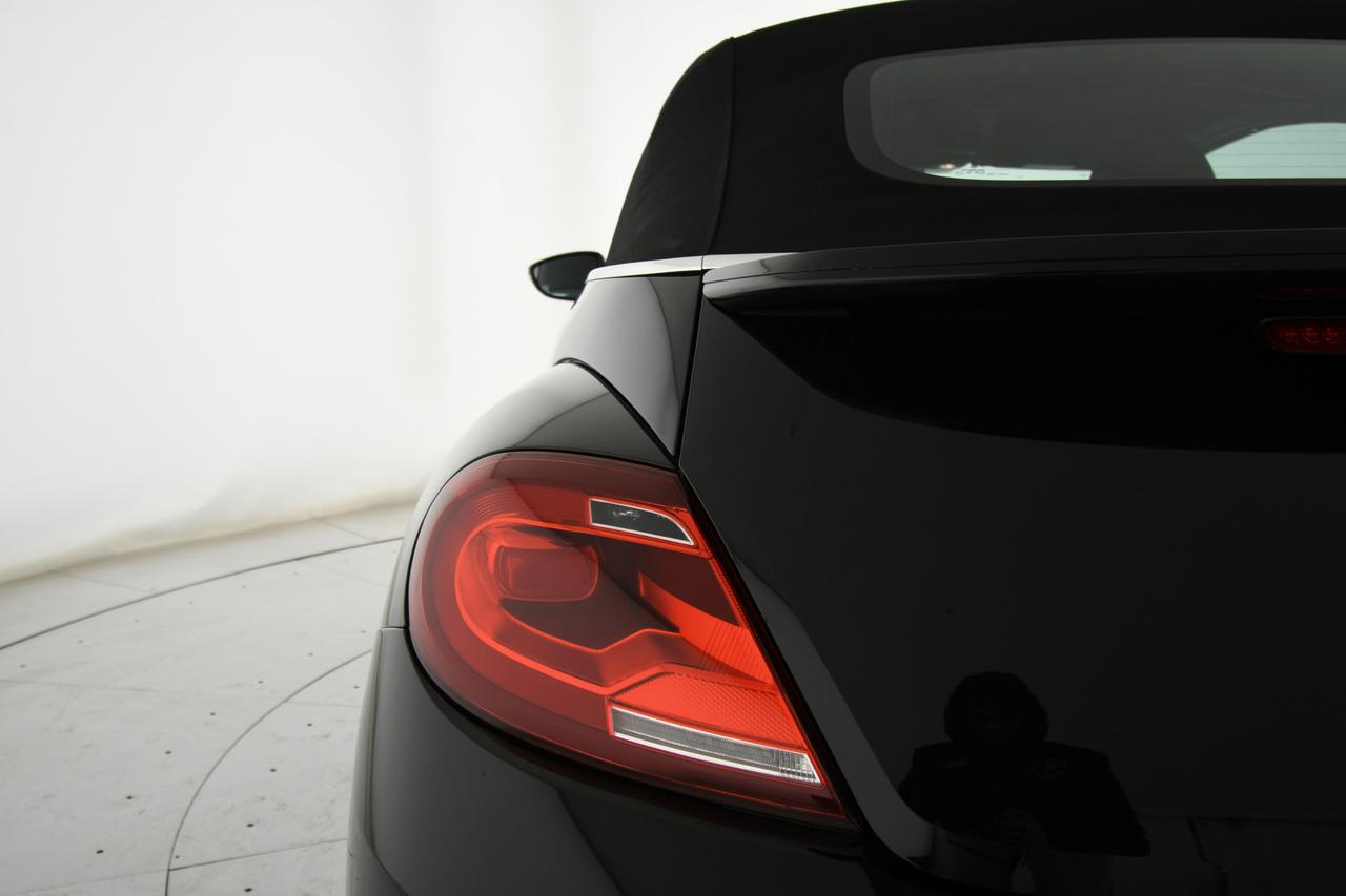 VOLKSWAGEN Maggiolino Cabrio 1.2 tsi Design 105cv DSG+APP CONNECT+C17"