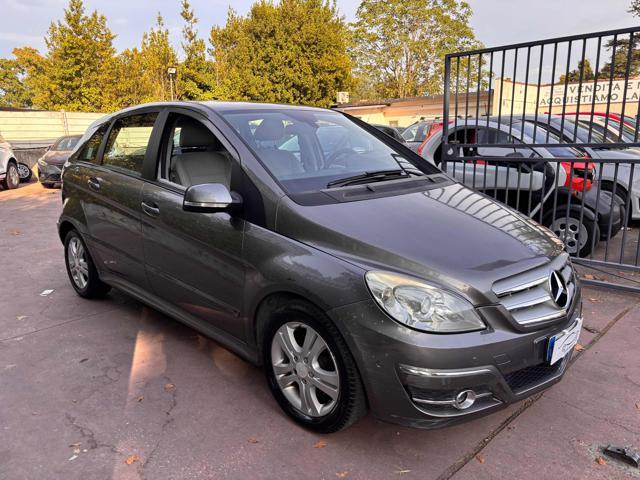 MERCEDES-BENZ B 180 CDI Premium