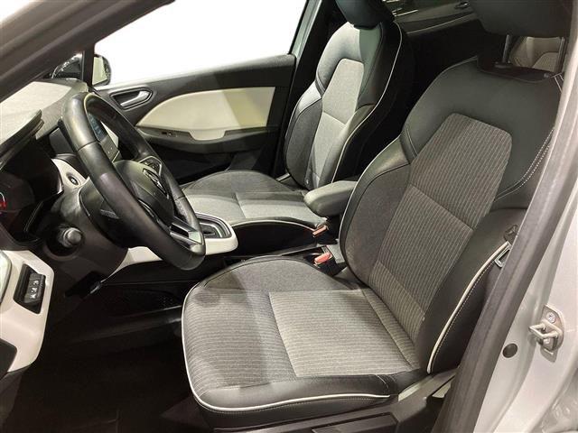 RENAULT Clio 5 Porte 1.6 E-Tech full hybrid 145cv Techno A