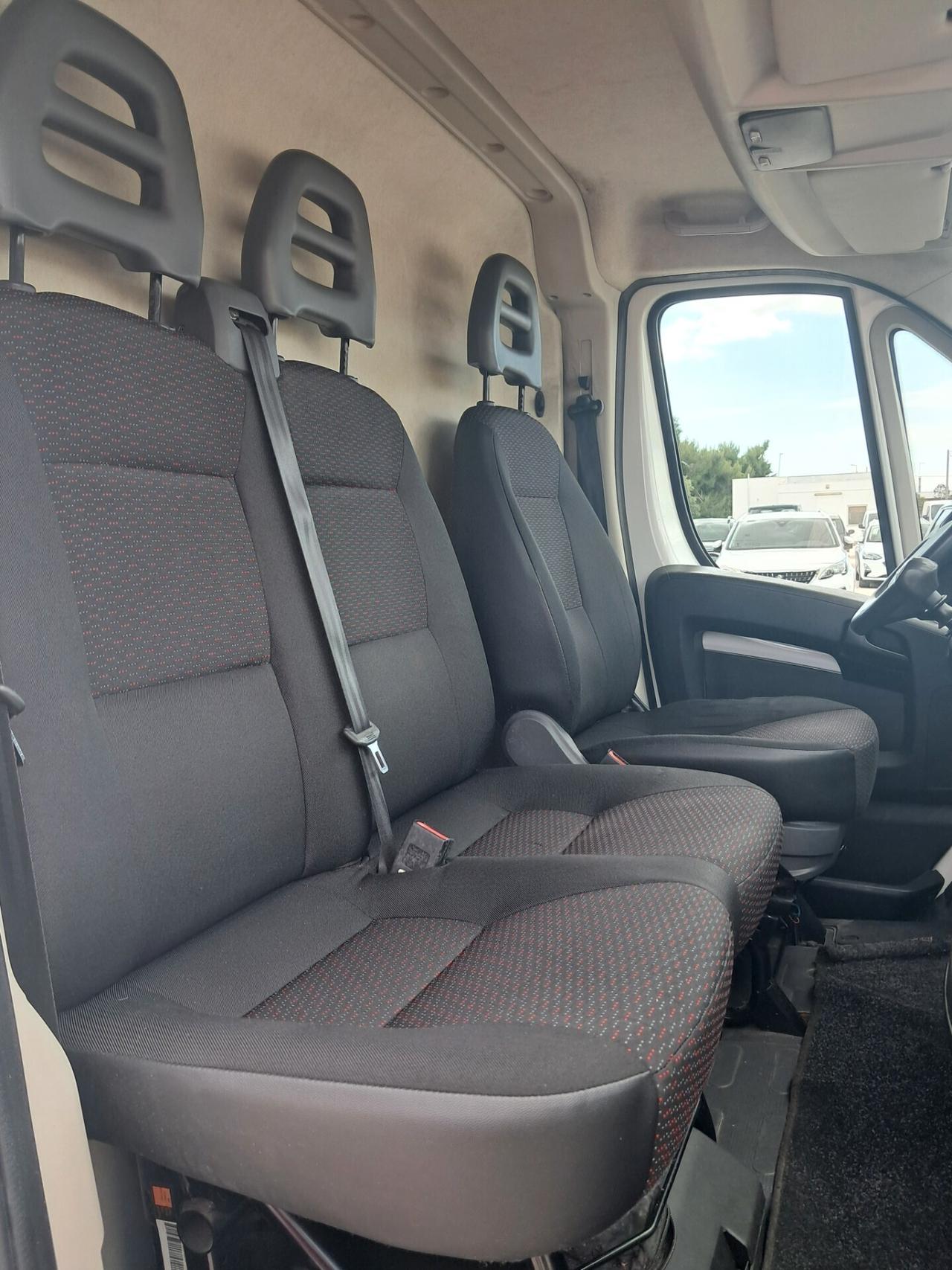 Peugeot Boxer 333 2.2 BlueHDi 140*CLIMA
