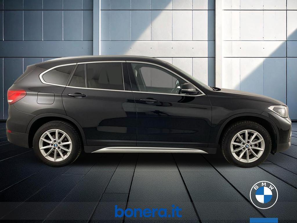 BMW X1 18 d xLine sDrive Steptronic