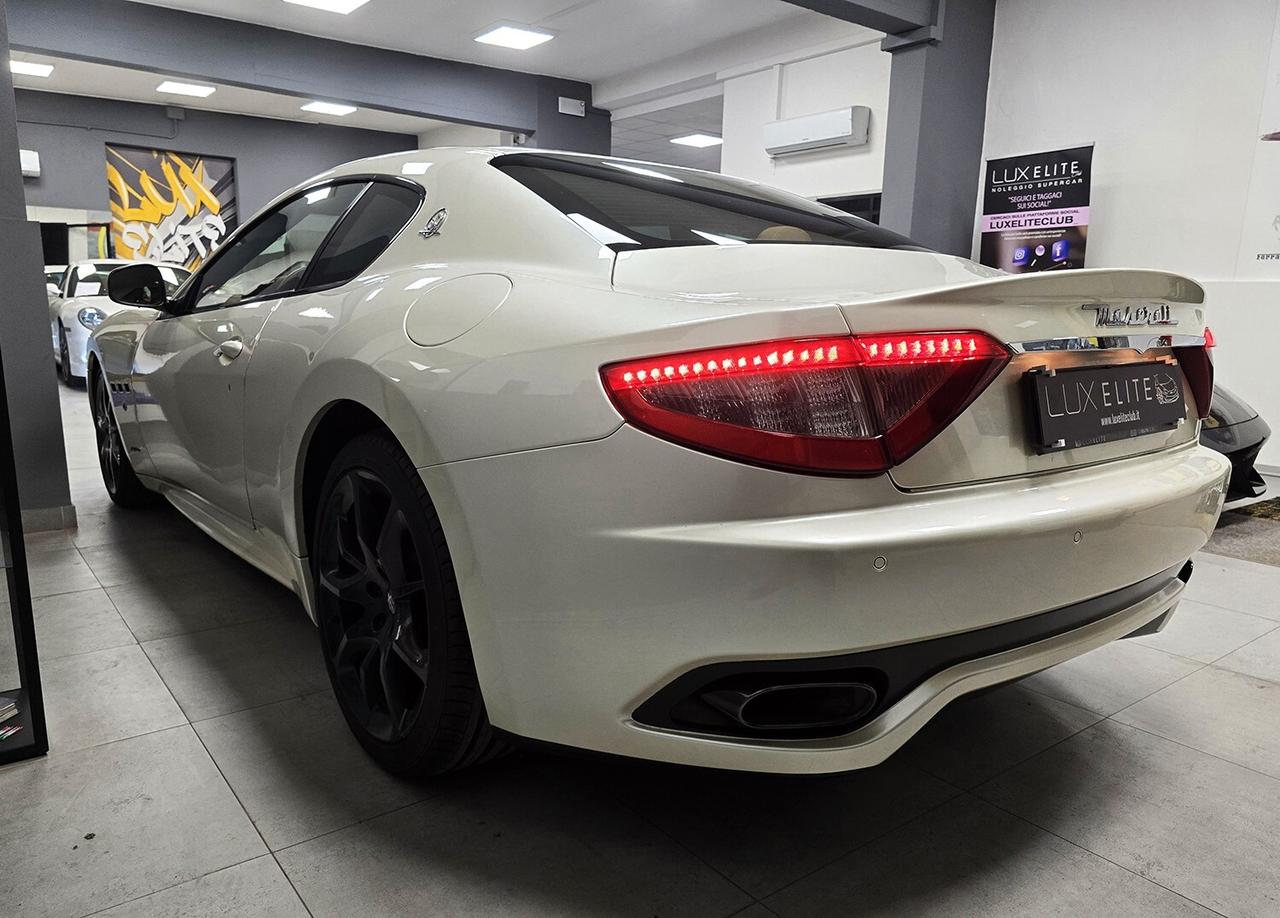 Maserati GranTurismo 4.7 S V8 CAMBIOCORSA_BIANCO FUJI_GARANZIA 12 MESI