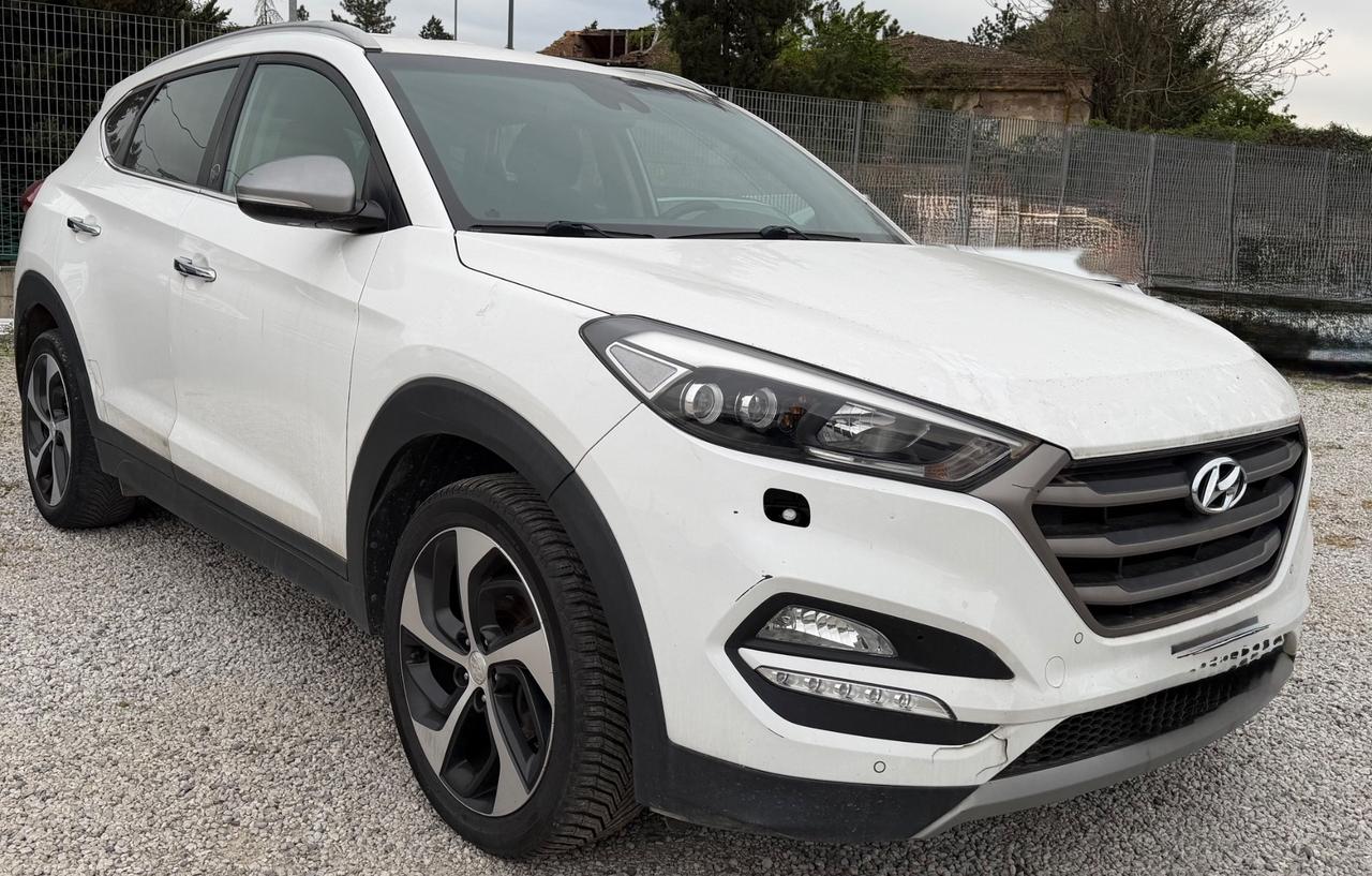 Tucson 1.7 CRDi motore ko Sound Edition Iva esposta