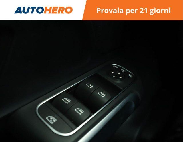 MERCEDES-BENZ EQB 300 4Matic Executive