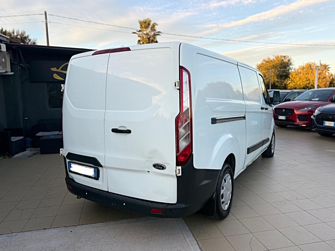 Ford Transit Custom 310 2.0 TDCi 130 PL Furgone Trend