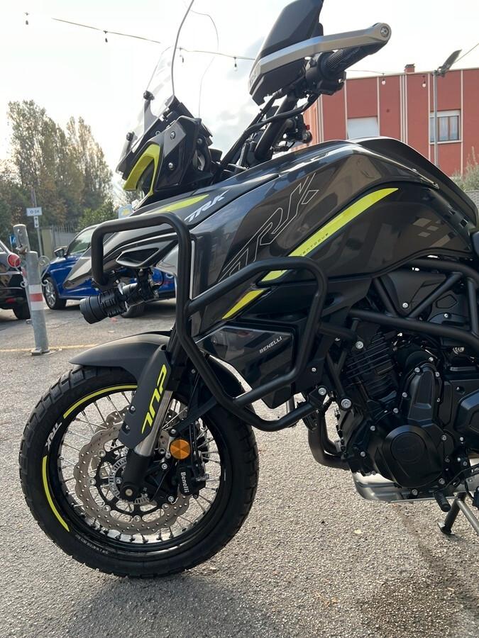 Benelli TRK 702 x