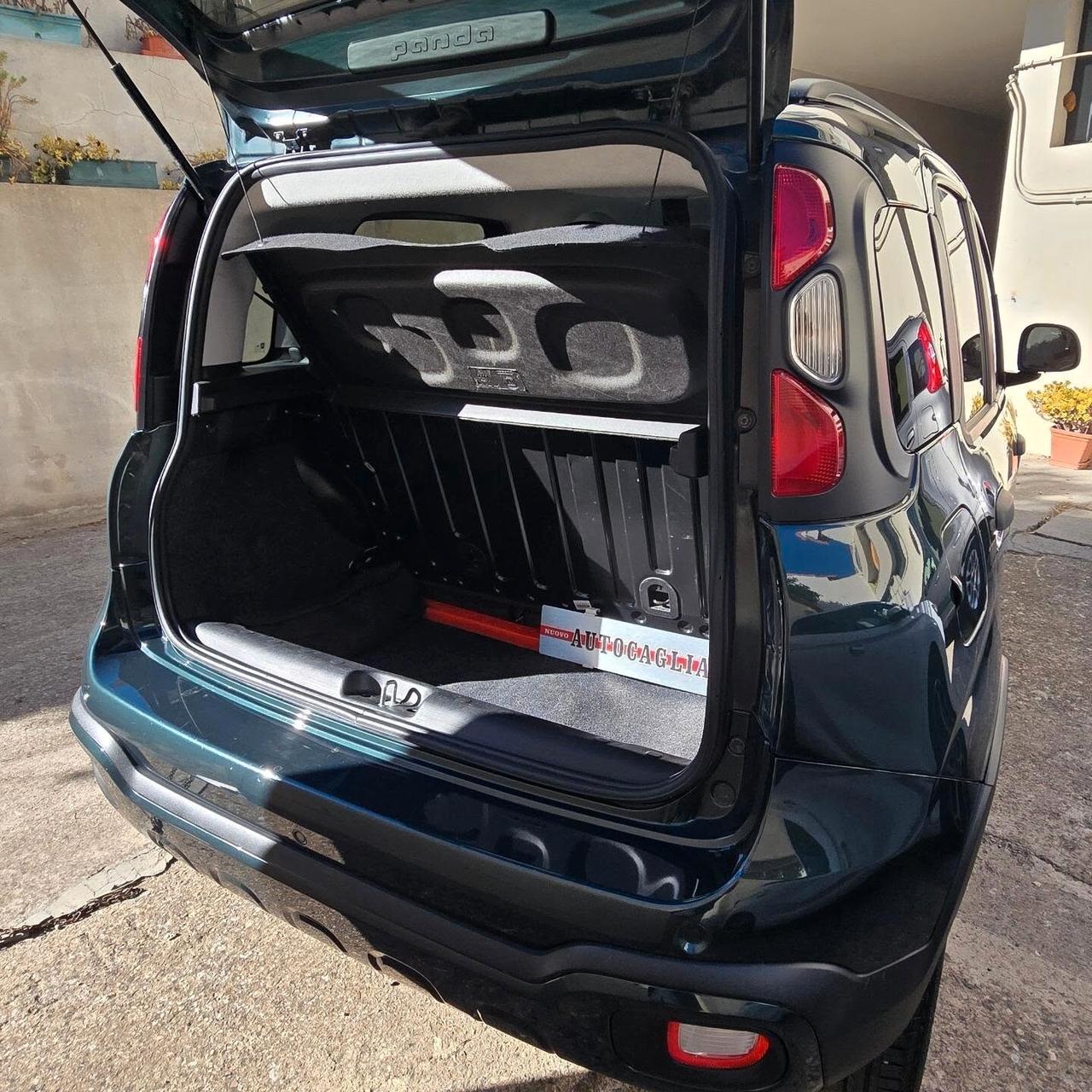 Fiat Panda Cross 1.0 FireFly S&S Hybrid