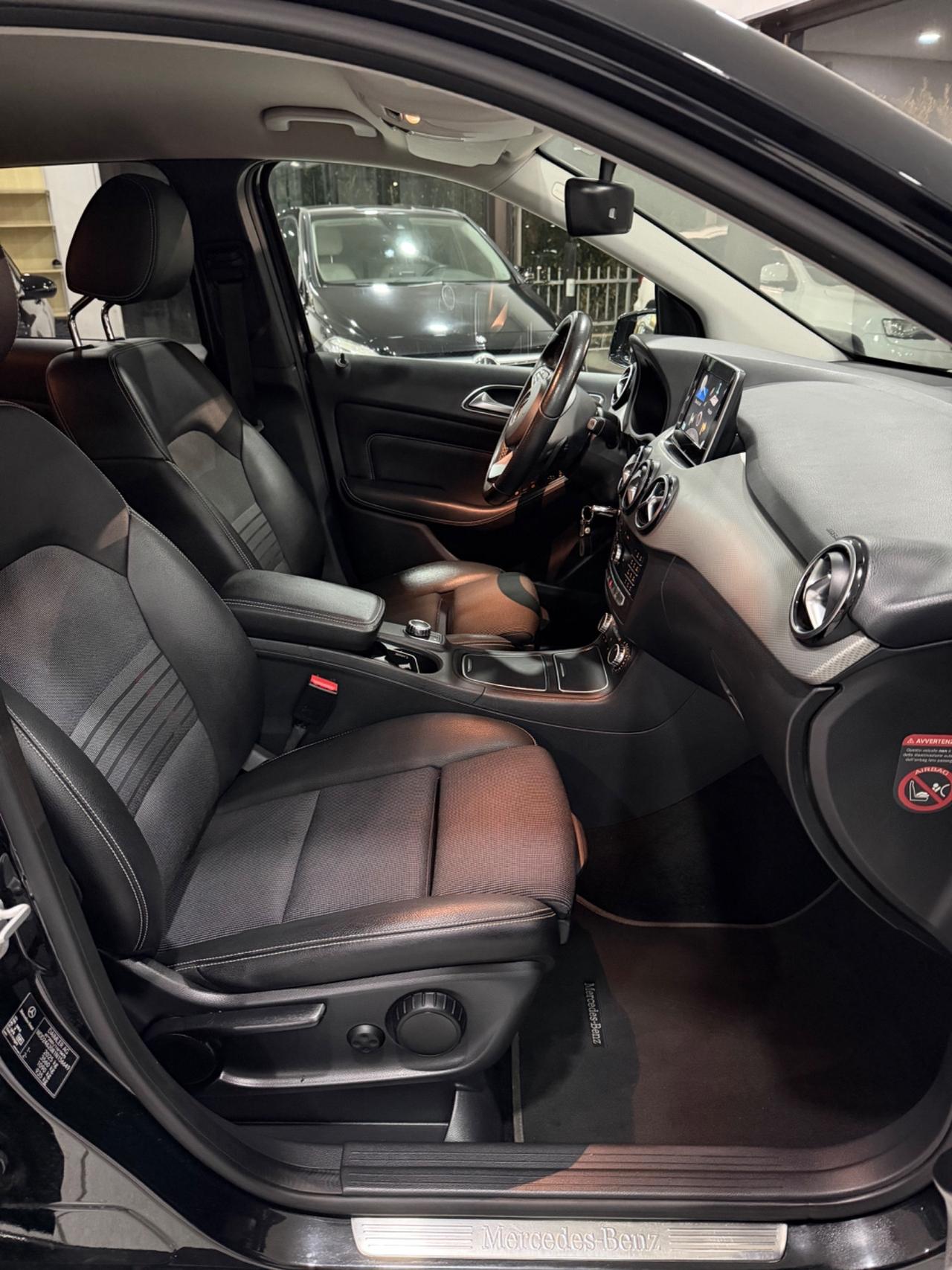 Mercedes-benz B 200 d Automatic Premium