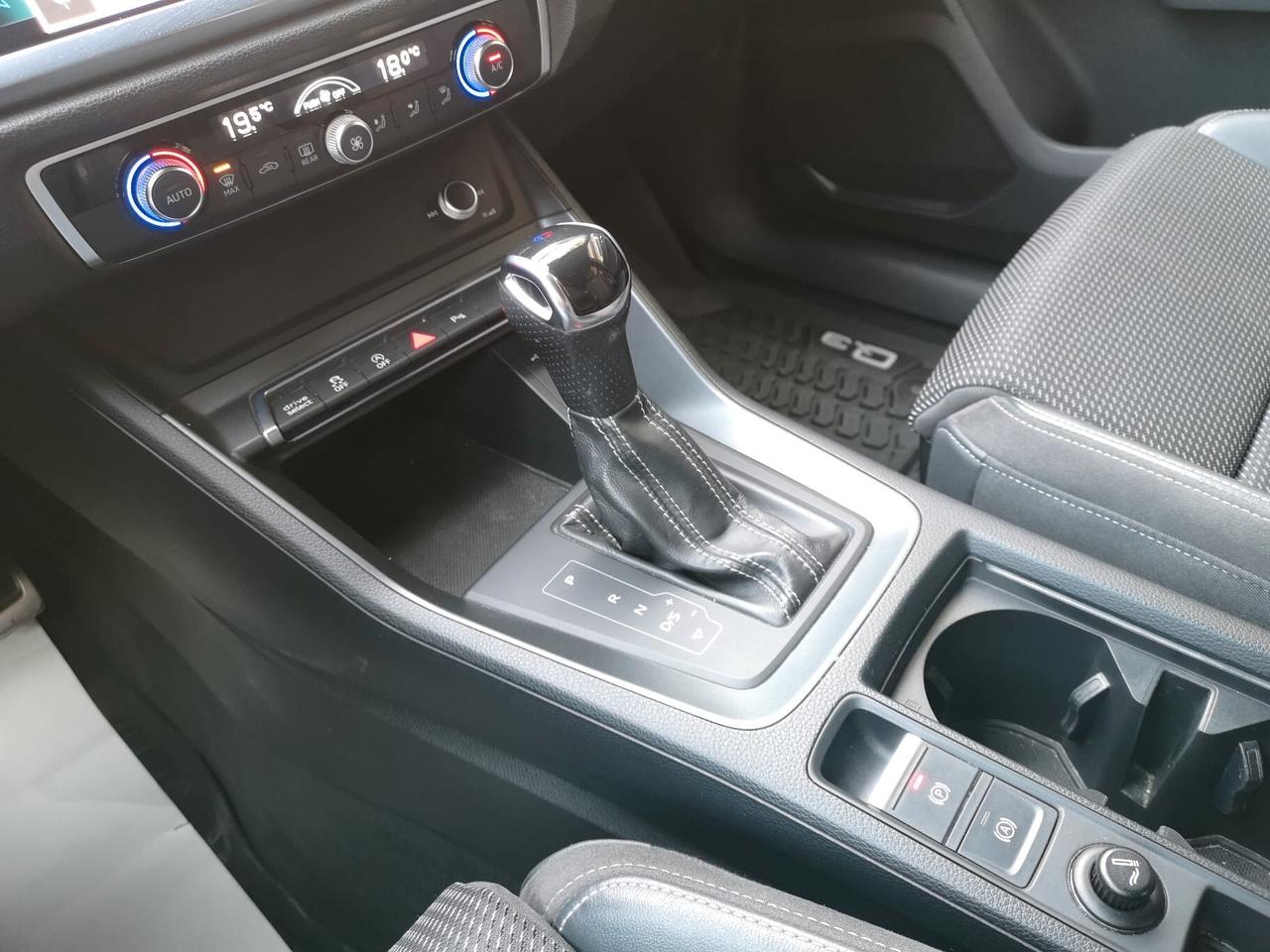 AUDI Q3 35 2.0 TDI 150 CV S-line 2020 KmCert.