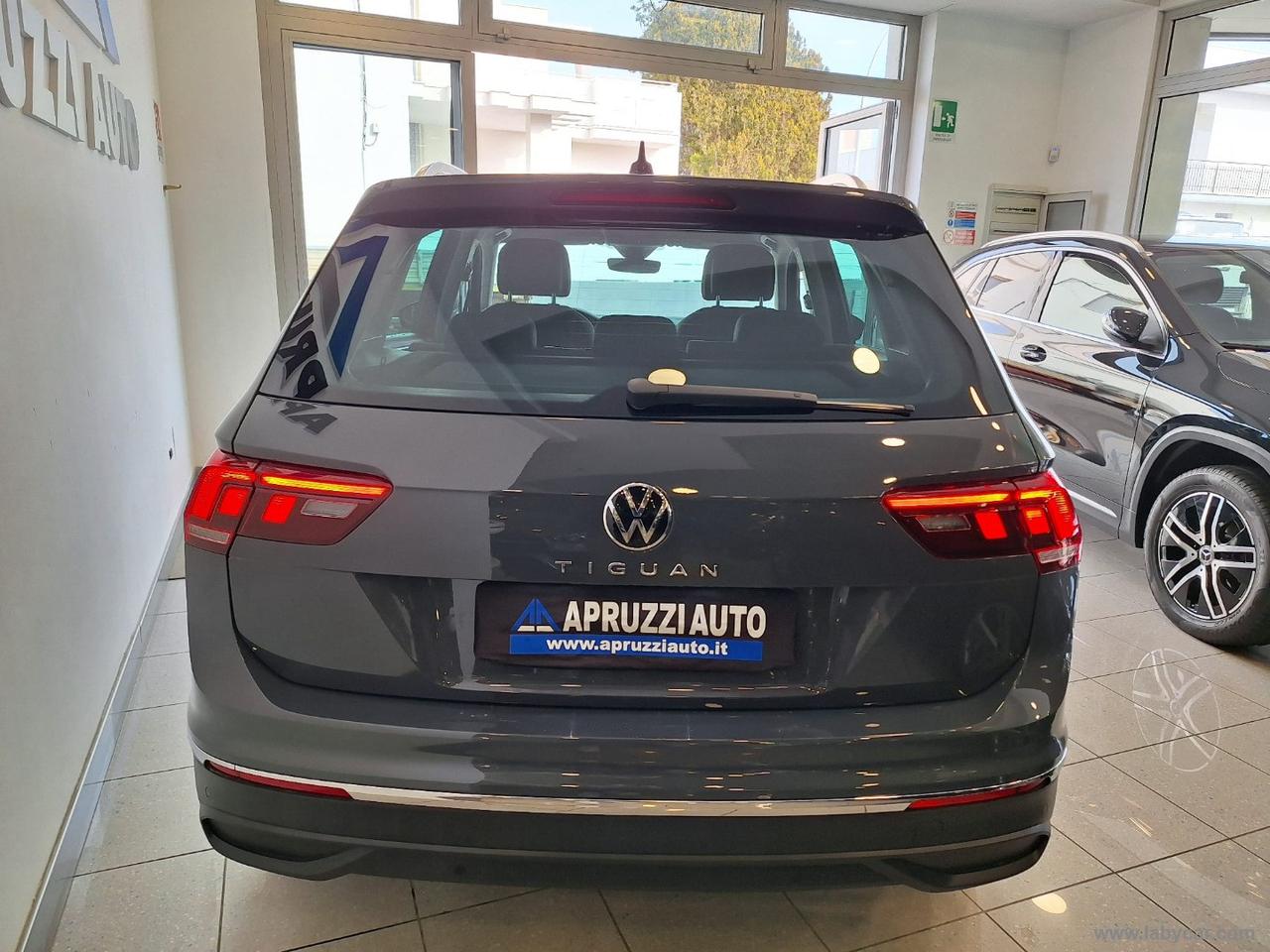 VOLKSWAGEN Tiguan 2.0 TDI 150CV SCR DSG Life