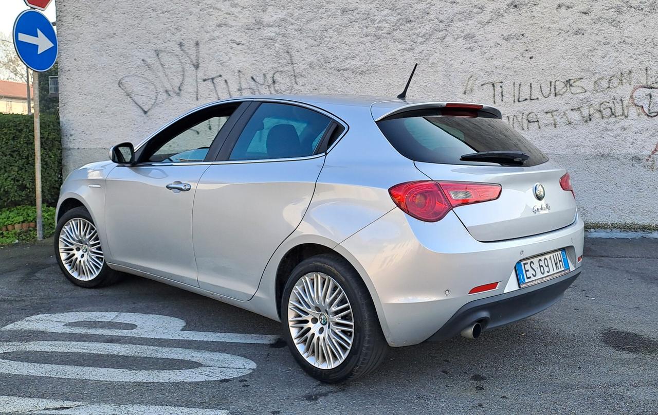 Alfa Romeo Giulietta 1.6 JTDm-2 105 CV Exclusive 1prop.