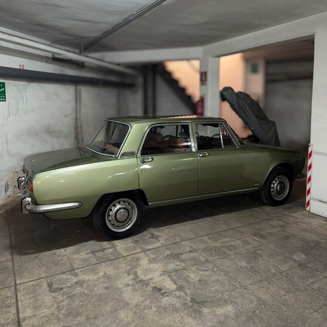 Alfa Romeo 1750 anno 1970 **RESTAURATA**