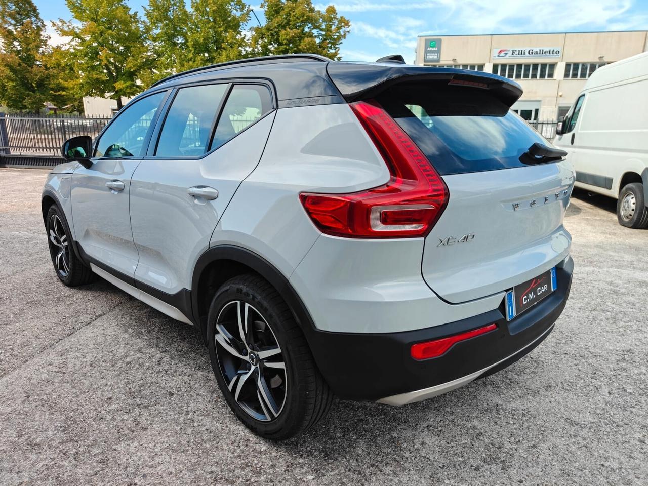 Volvo XC40 T5 Recharge Plug-in Hybrid automatico Plus Dark