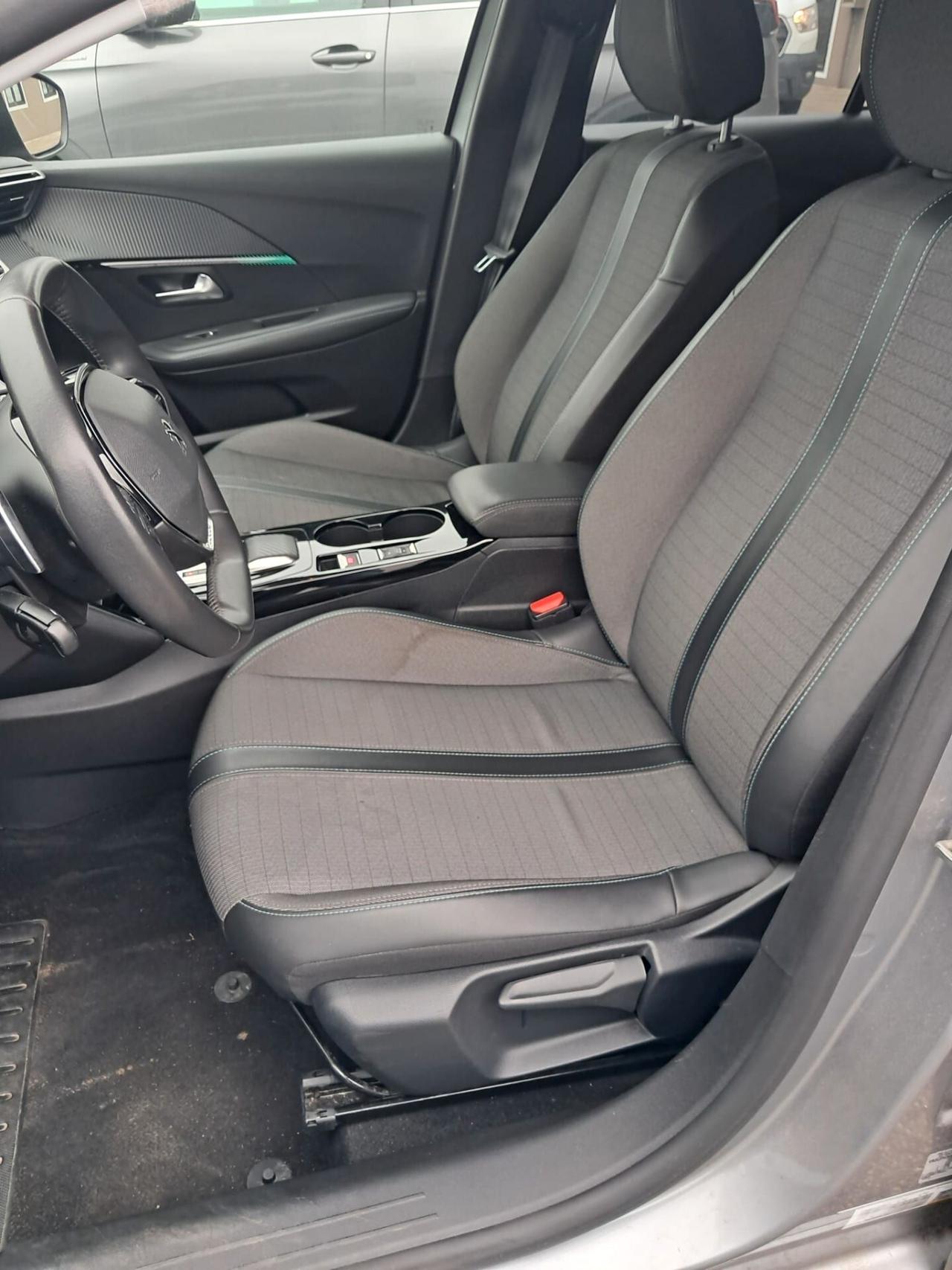 Peugeot 208 PureTech 100 Stop&Start EAT8 5 porte Allure