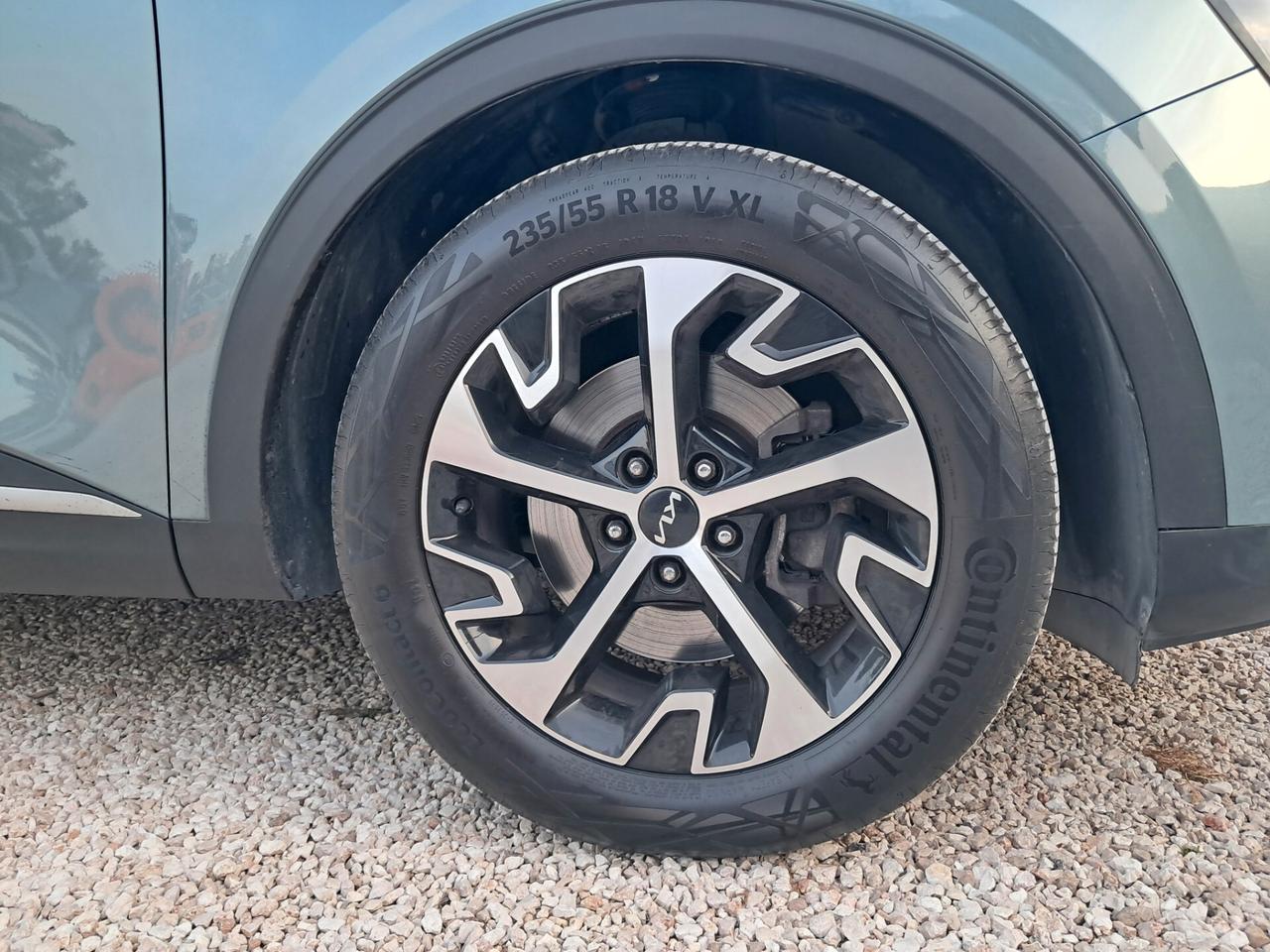 Kia Sportage 1.6 CRDI-136cv*B-LED*NAVY*RADAR